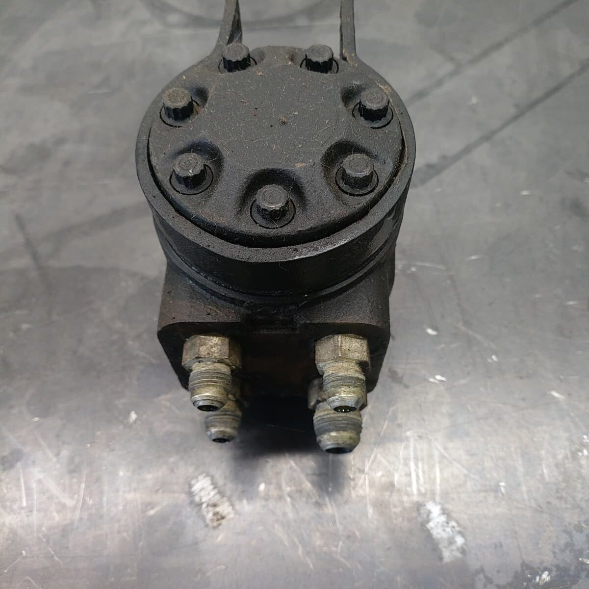 Steering pump for White 2-135 2121041001