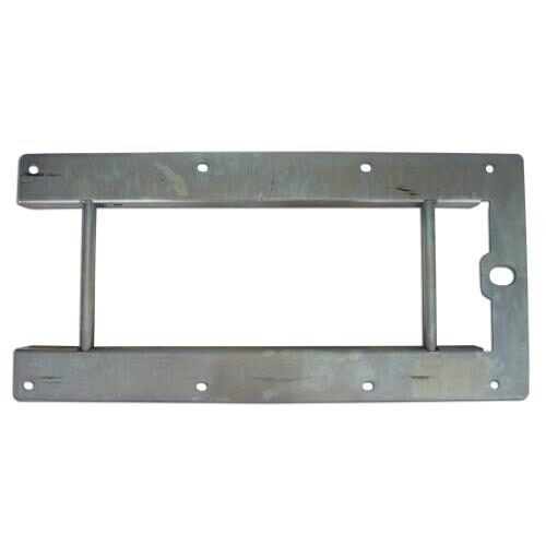 Mounting Bracket - Bottom Center Divider 12 Row 22 Inch